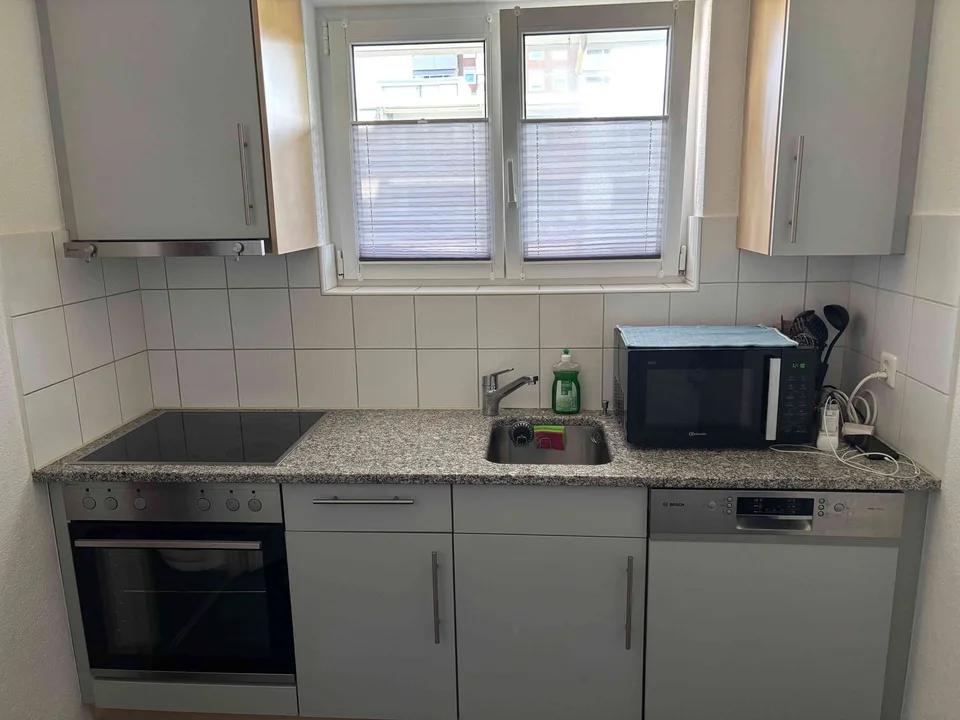 Schöne 3 Zimmer Wohnung mit grossem Balkon