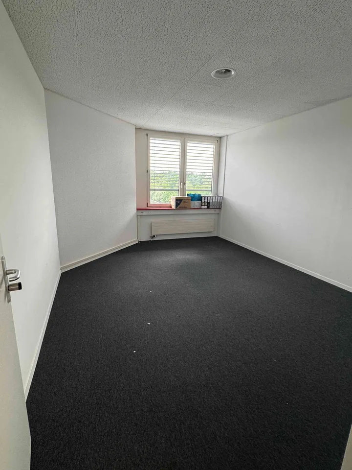 Büroraum zu vermieten