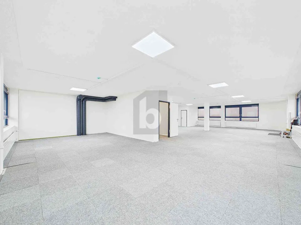 Ladenlokal - Architekturbüro - Kanzlei - Versicherung - Showroom - etc