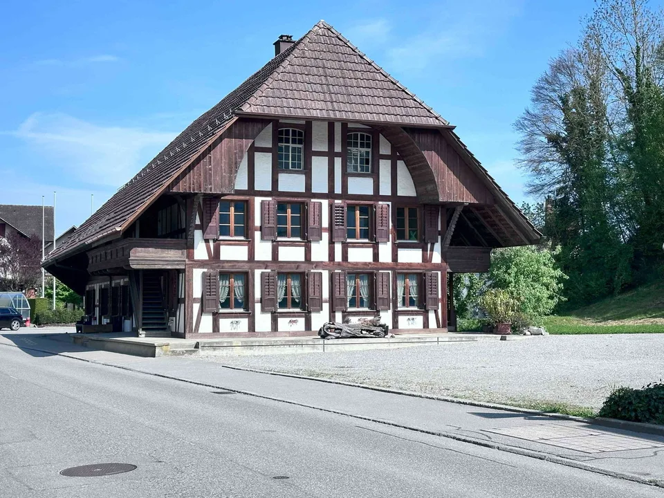Neu renovierte Büro- oder Praxisräume mit vielseitiger Nutzung