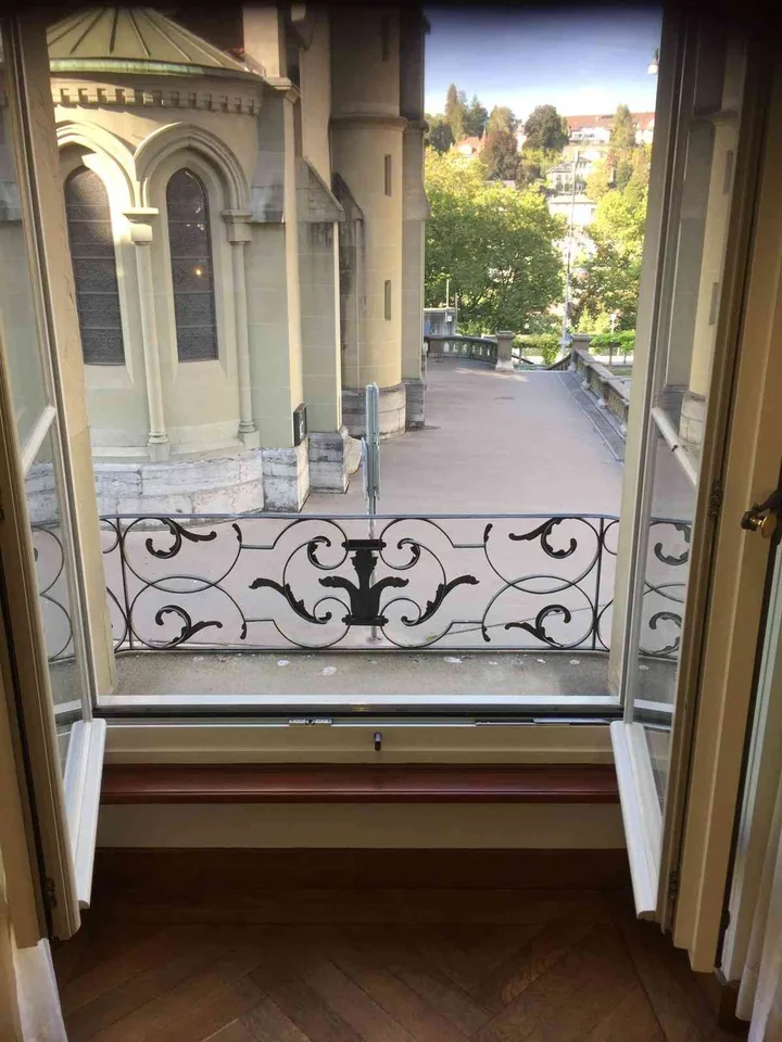 Büro in der historischen Rathausgasse 1 im Zentrum von Bern.