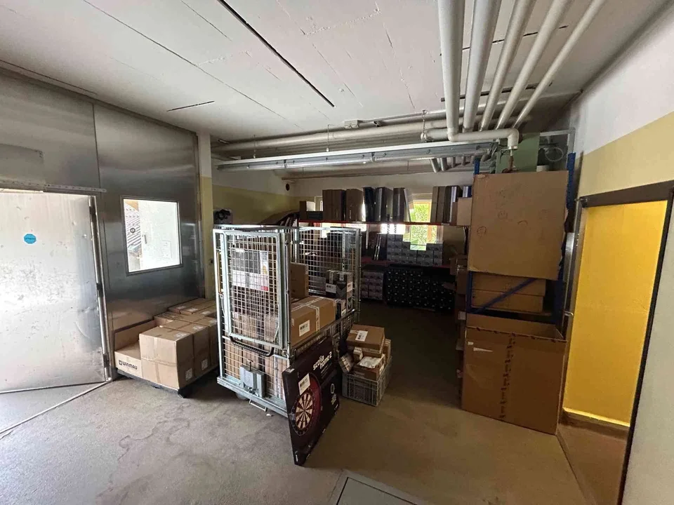 140 qm Gewerberaum beheizbar
