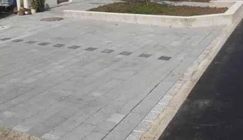 Parkplatz an zentraler Lage direkt beim Bahnhof Menznau