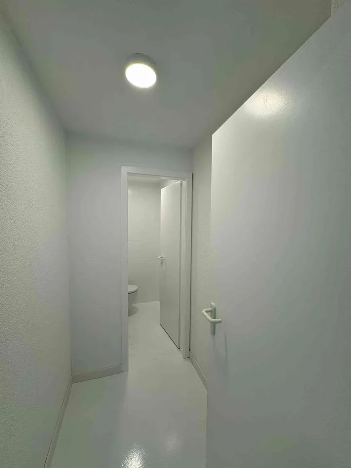 Lichtdurchfluteter, grosser Studioraum nähe Bundeshaus