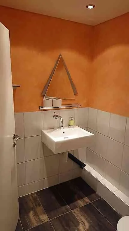 Modernes Studio + Lagerraum, Stauraum, Parkplatz in Bettlach