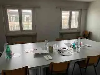 Büroplatz zu vermieten