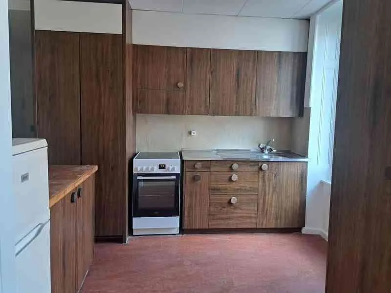 Charmant appartement de 2.5 pièces à Neuchâtel – Disponible de suite