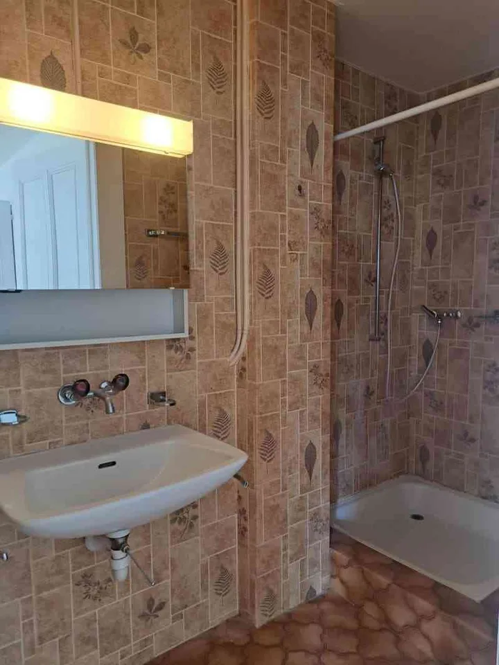 Charmant appartement de 2.5 pièces à Neuchâtel – Disponible de suite