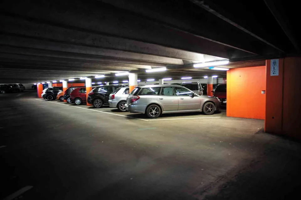Place de parking à 3 minutes de la zone piétonne de Neuchâtel