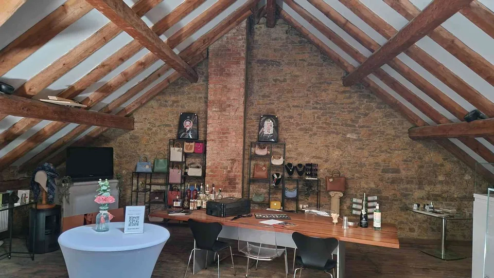 Espace mansardé de style loft à louer - 130 m2 - Chaux-de-Fonds
