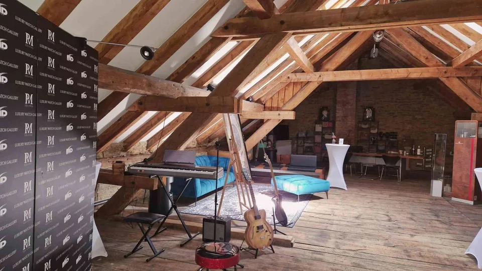 Espace mansardé de style loft à louer - 130 m2 - Chaux-de-Fonds