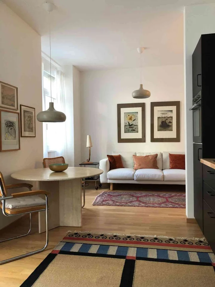 Appartement moderne, entièrement meublé
