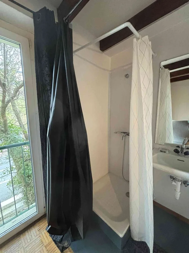 À louer chambre en colocation avec salle de bain indépendante