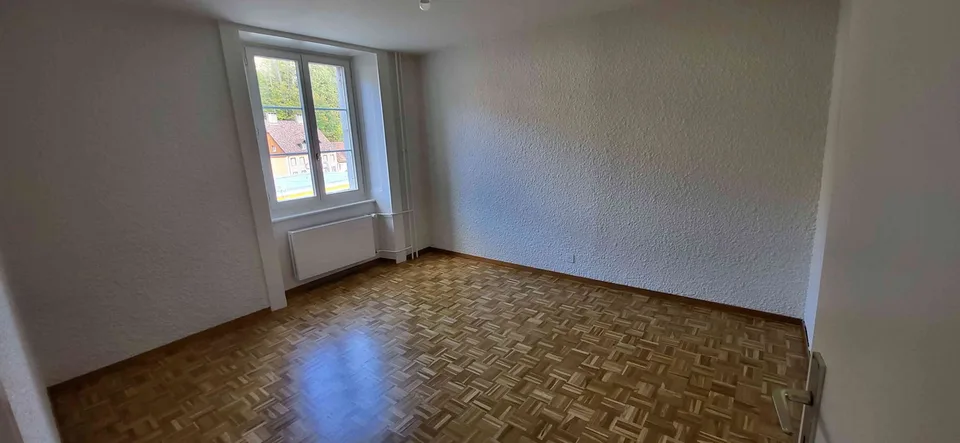Le Locle - Lumineux appartement 3 pièces traversant