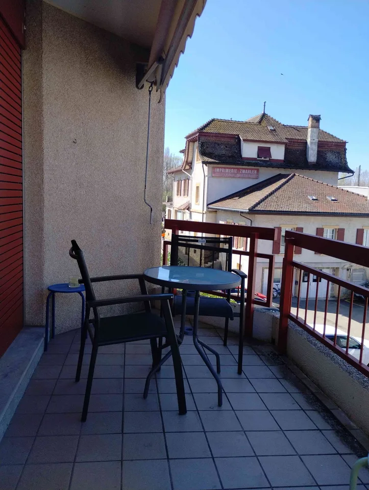 Apparemment 2 pièces 1/2 À St-Blaise