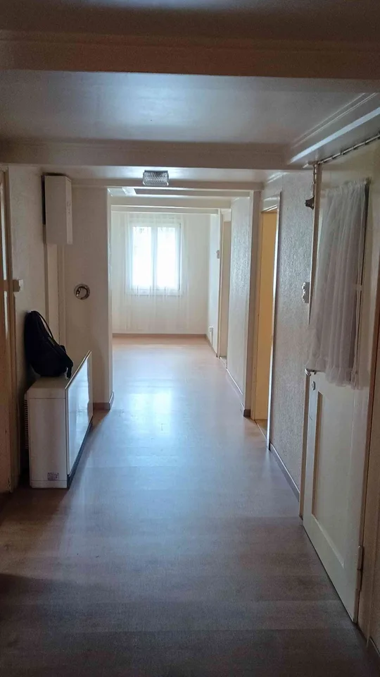5 Zimmer im 1.OG in Rabius mit grossem Garten