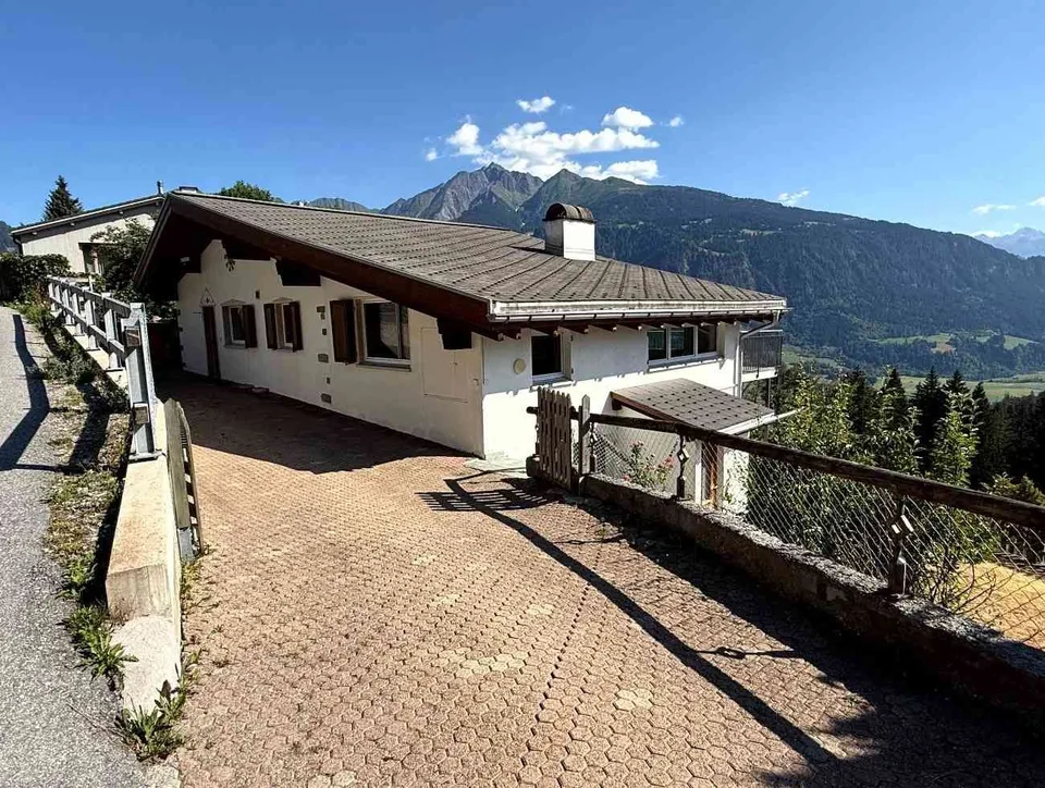 4.5-Zimmer-Ferienwohnung in Laax Salums