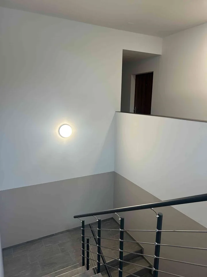 Möbliertes Studio zu vermieten – Neubau 2025, sofort verfügbar!