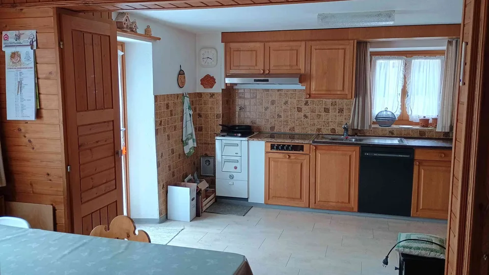 5 Zimmer per sofort in Rabius