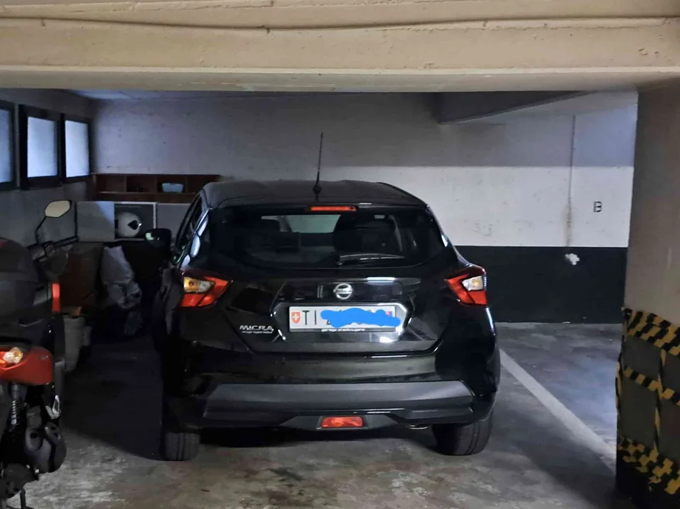 Posto auto nelle vicinanze dell'ospedale Civico di Lugano.