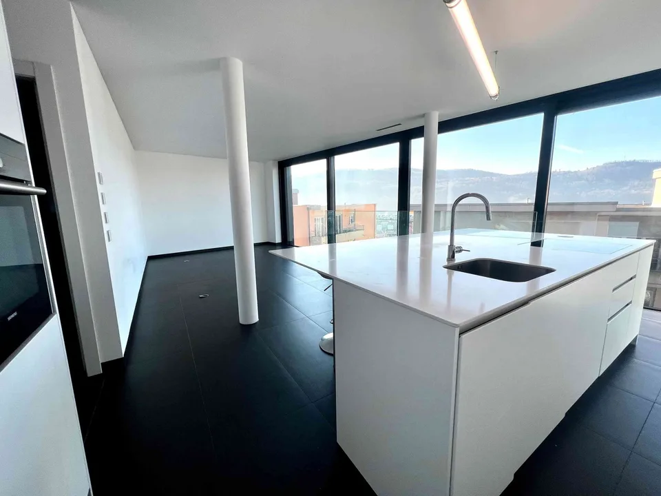 VACALLO: SPLENDIDO APPARTAMENTO CON RIFINITURE DI DESIGN