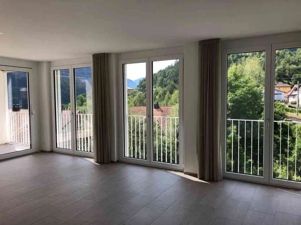 Helle 4.5 Zimmerwohnung in Rhäzüns