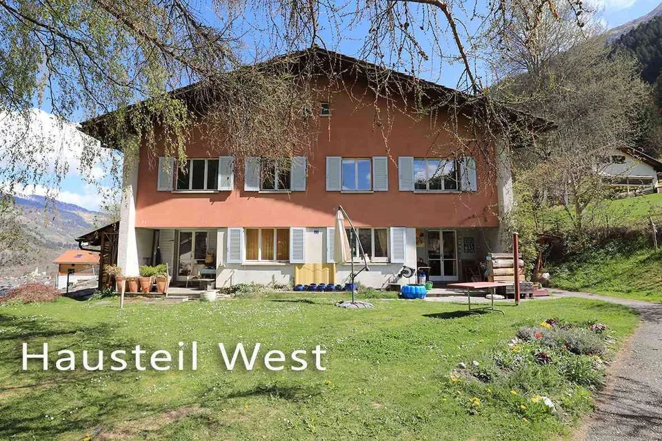 Hausteil 4 ½ Zi mitten in den Bergen
