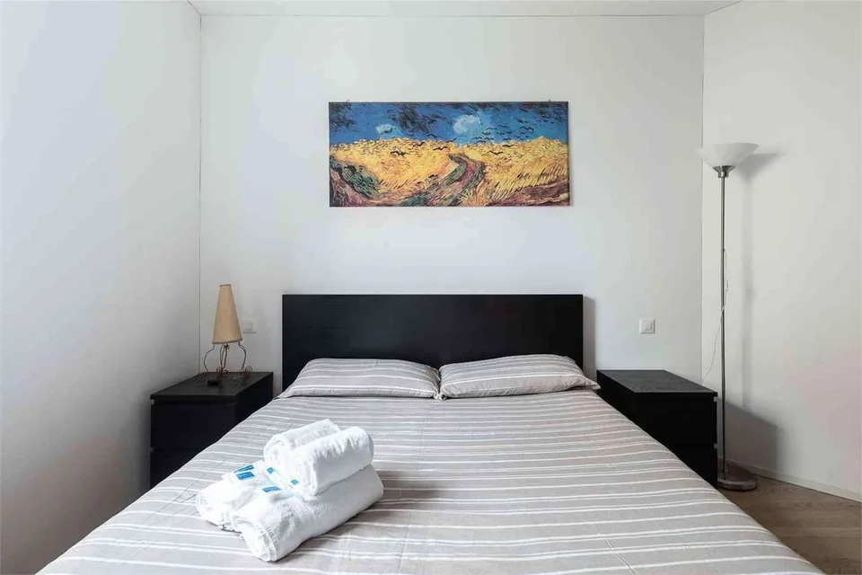 Moderne 2.5-Zimmer-Wohnung mit Balkon und Lift an zentraler Lage