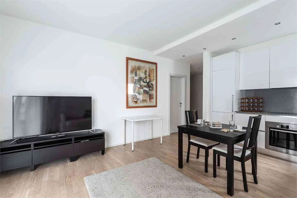 Moderne 2.5-Zimmer-Wohnung mit Balkon und Lift an zentraler Lage