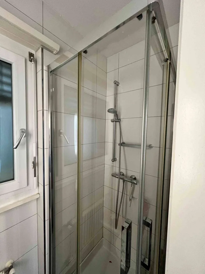 Moderne 1,5 Zimmer Erdgeschosswohnung in begehrter Lage von Lugano Cas