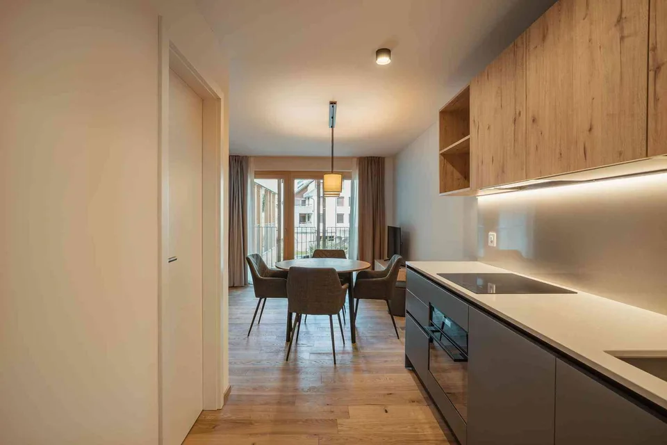 Neubau-Bijou in San Bernardino/Helles 1.5-Zimmer-Apartment mit Balkon