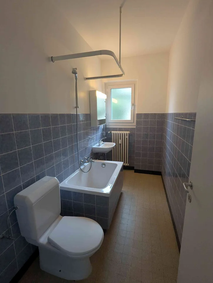 Appartamento 2°P al centro, 2.5 locali in Via Bartolomeo Varenna 67
