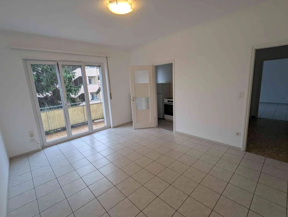 Appartamento 2°P al centro, 2.5 locali in Via Bartolomeo Varenna 67