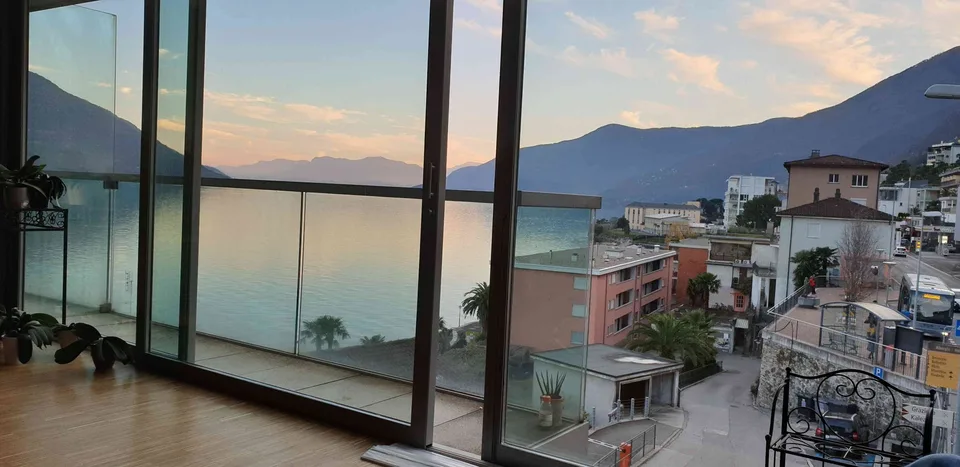 AUSWANDERUNGS-SPECIAL: "Ready-to-Live" am Lago Maggiore