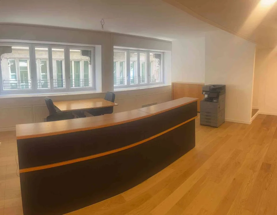 Uffici disponibili in affitto a Lugano centro, fronte lago