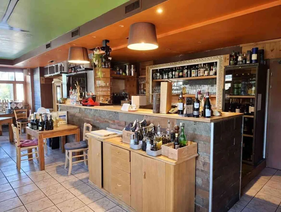 Ristorante "Casale della Vite" – Affitto o Vendita – Magliaso TI