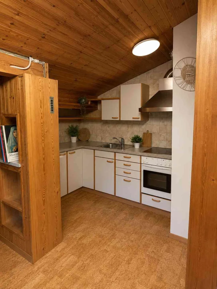 Accogliente mansarda arredata di 45 m² con cantina