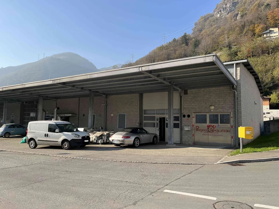 Affittasi superficie industriale/commerciale/artigianale/magazzino