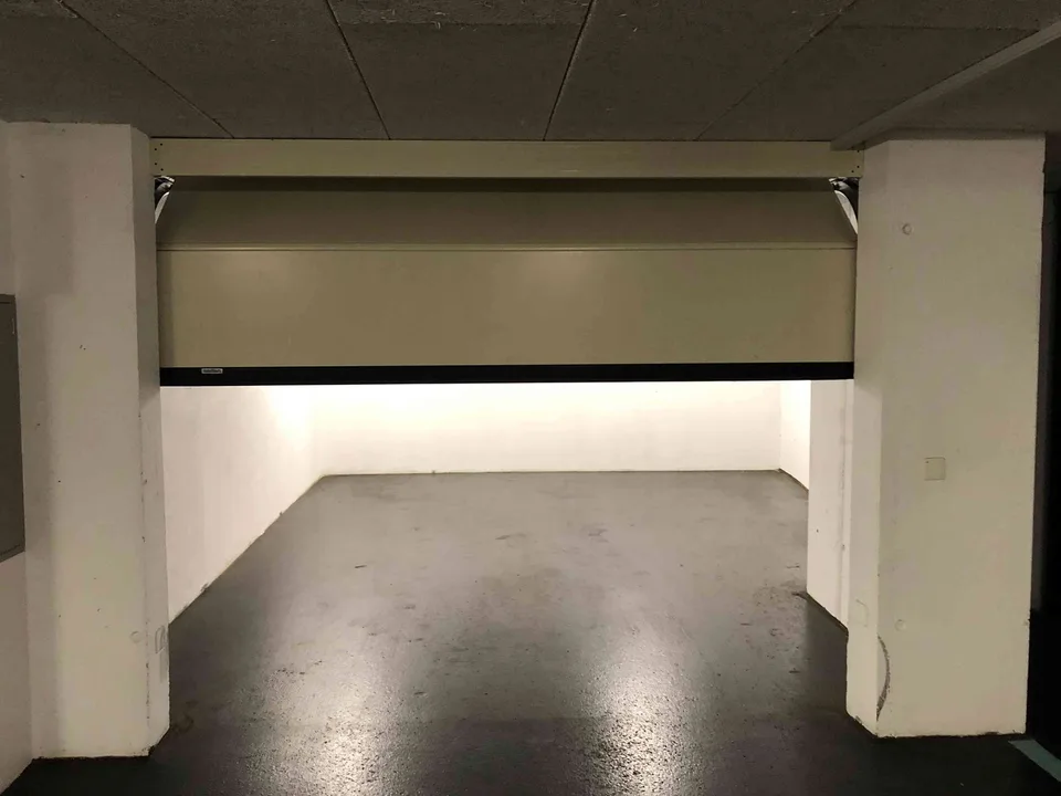 Affitto Garage singolo con ampio deposito annesso