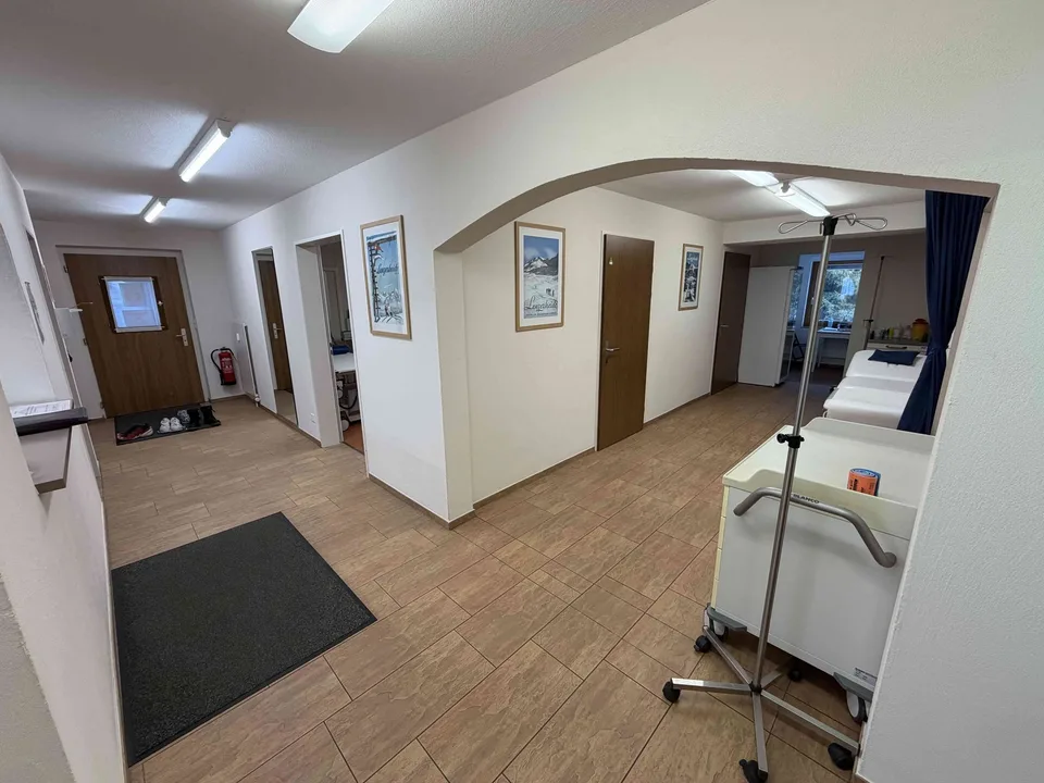 Moderne Gewerberäume (Praxis, Büro, etc.) in Valbella/Lenzerheide
