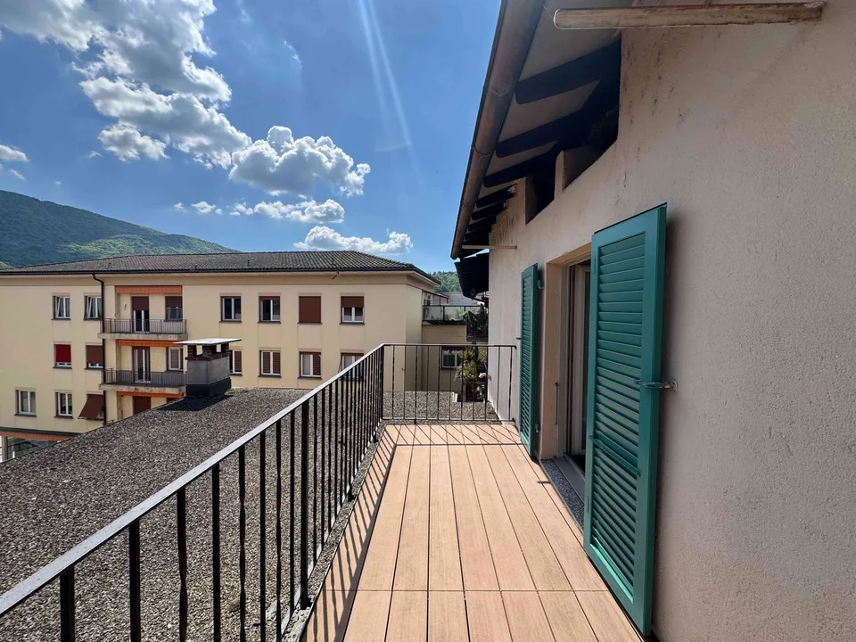Appartamento 4.5 locali vista lago a Ponte Tresa