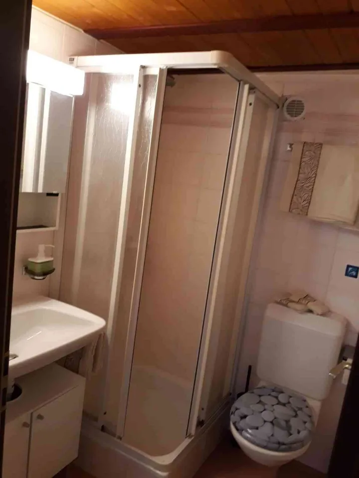 2 Ferienwohnung: 50qm und 65 qm