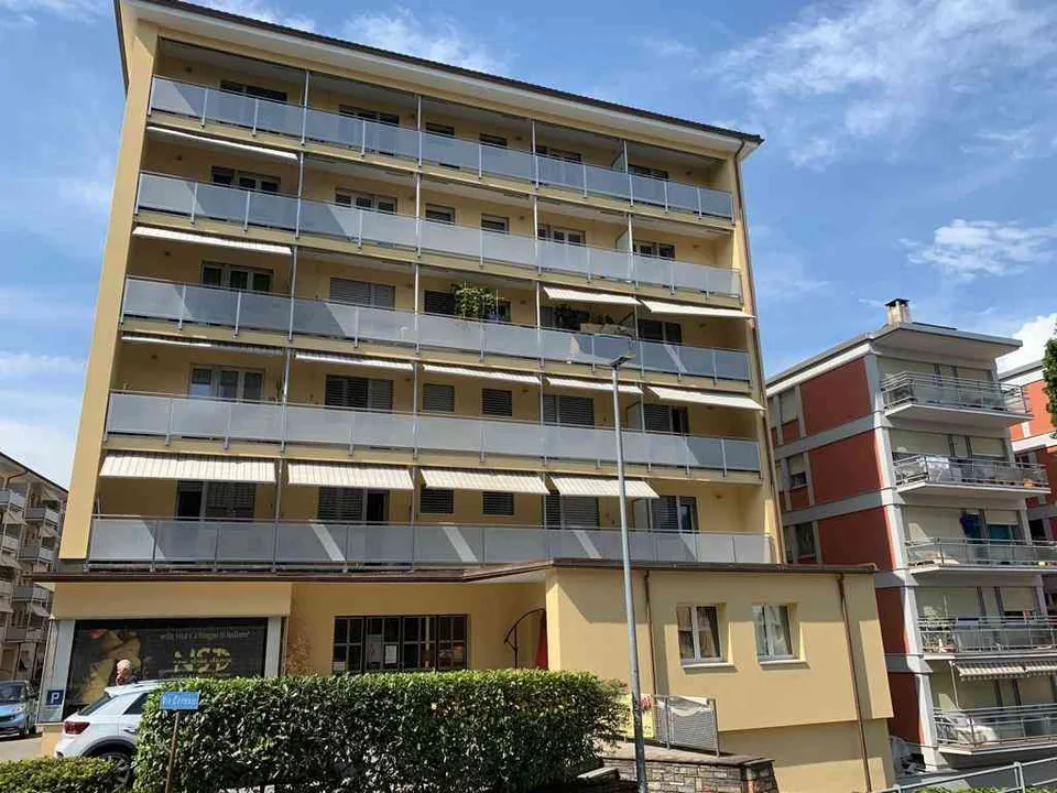 300 m², pianterreno