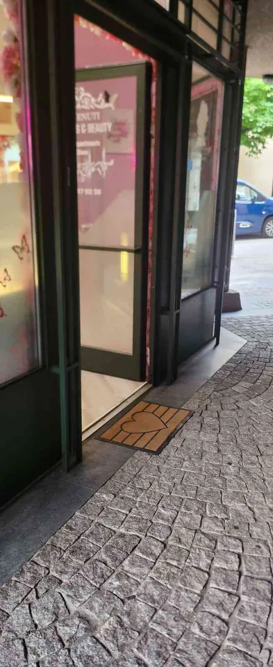 Ufficio/negozio in palazzo signorile a Breganzona