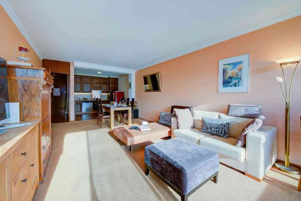 Appartement de vacances avec terrasse, barbecue et piscine chauffée