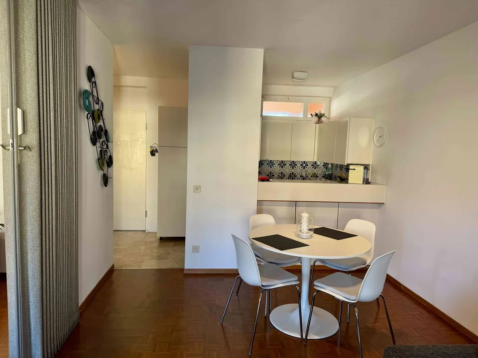Fantastic location at Lago Maggiore and across from Lido SPA