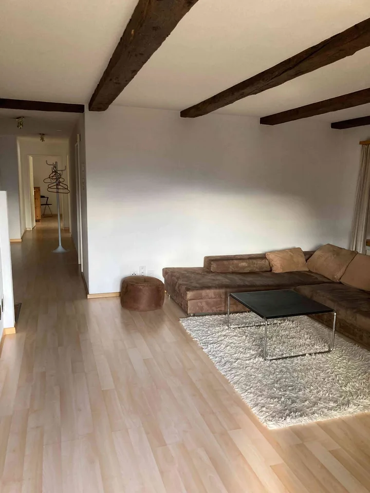 Wohlfühl 4 1/2 Zimmer-Ferienwohnung in Dauermiete