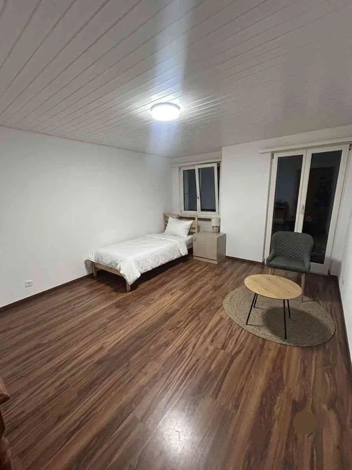 Spacious room in Brig-Glis – All-inclusive Shared Apartment (550 CHF