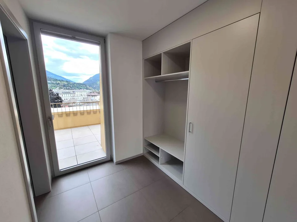 Moderne 3.5 Z ‘Attika Wohnung im Zentrum von Brig zu vermieten