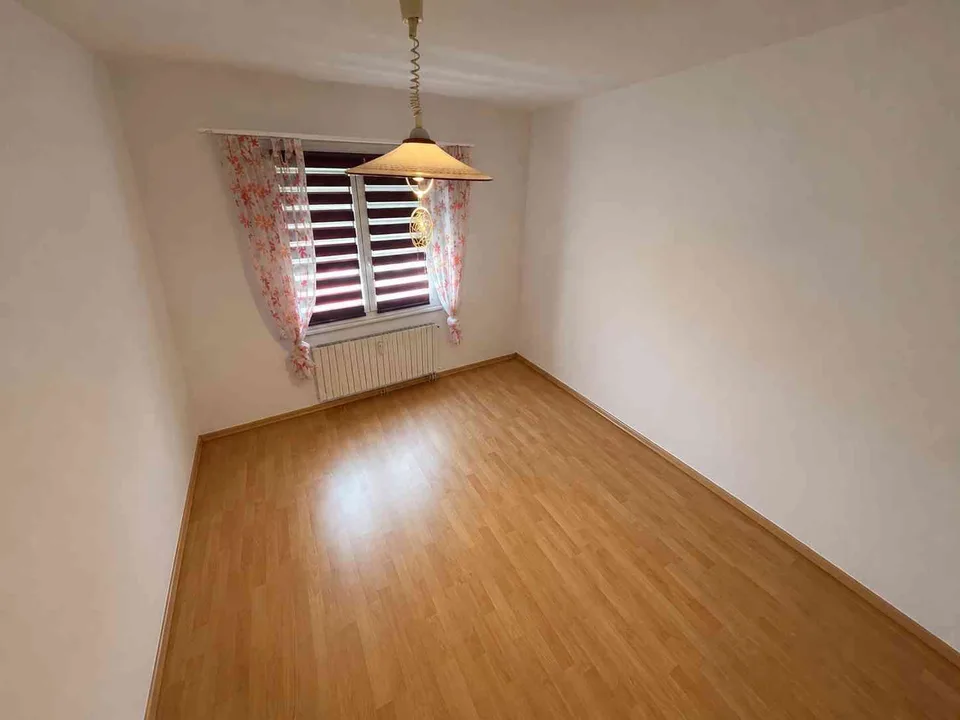 Gemütliche 3.5 Zimmerwohnung in Susten